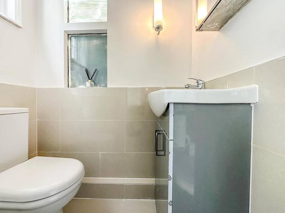 New Cosy Luxury 3 Bedroom House In Battersea London Ngoại thất bức ảnh